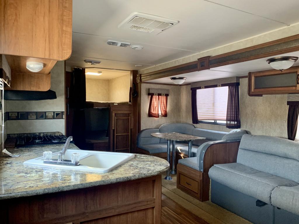 2015 Gulf Stream Kingsport 271DDS - Image 7