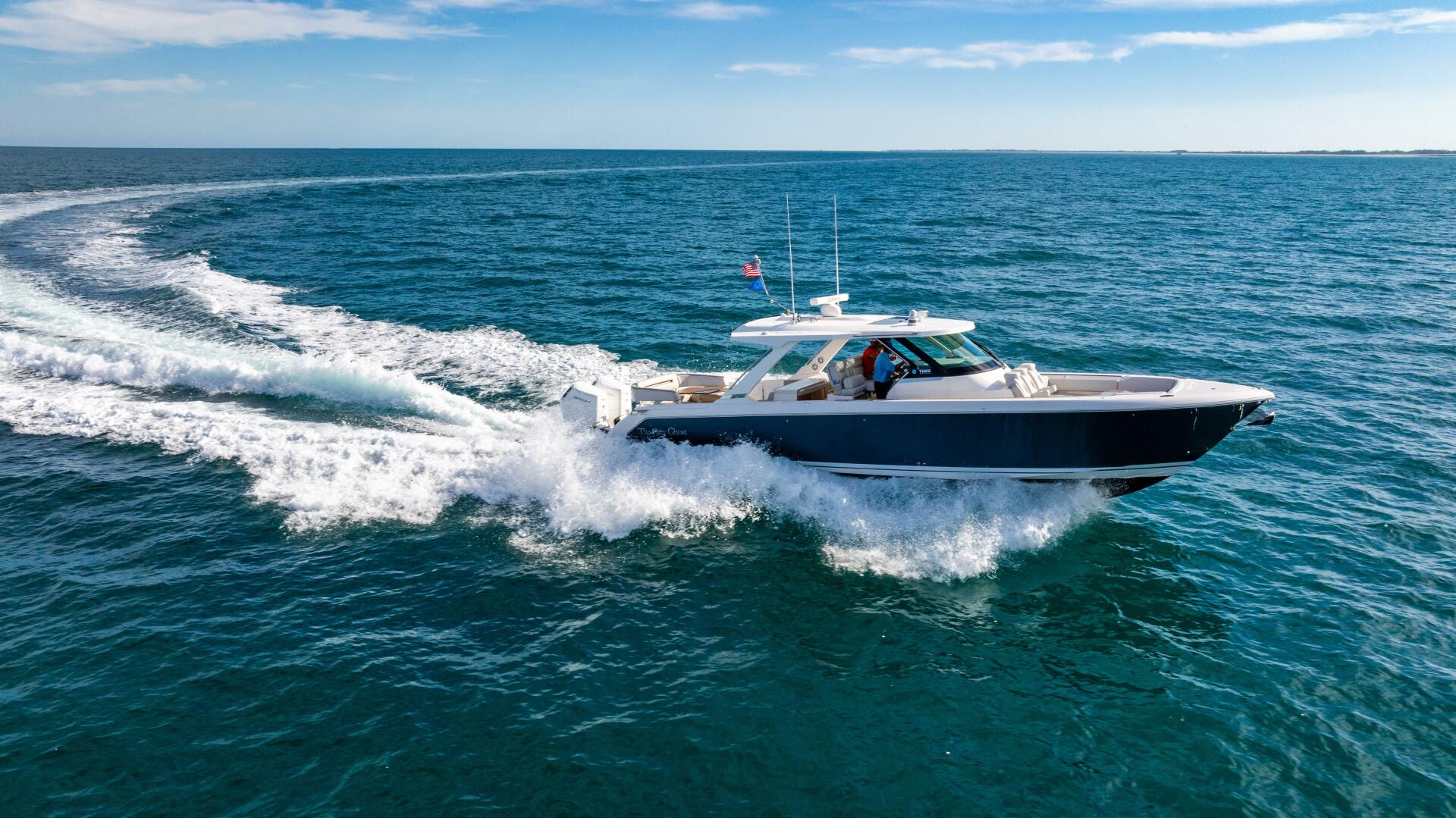 2022 Tiara Yachts 43 LS - Image 22