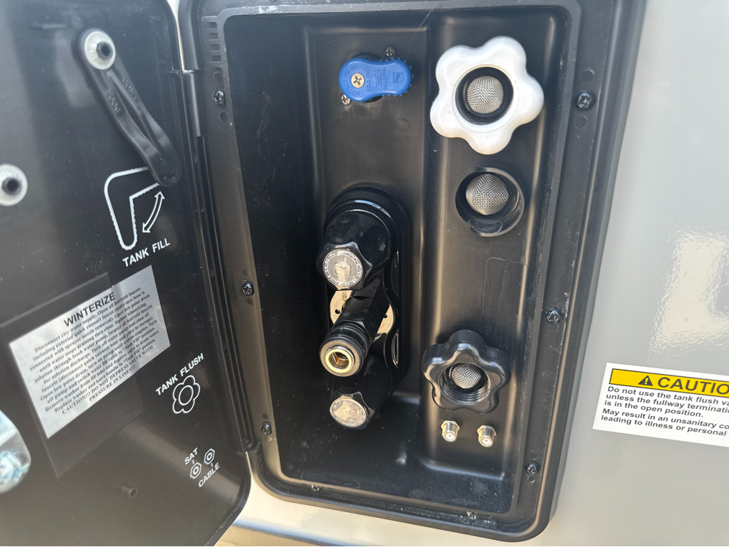 2027 VENTURE RV STRATUS 282VFD - Image 11