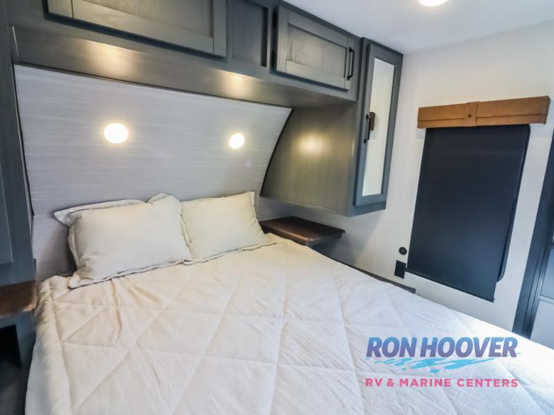 2026 PALOMINO 337BH - Image 22