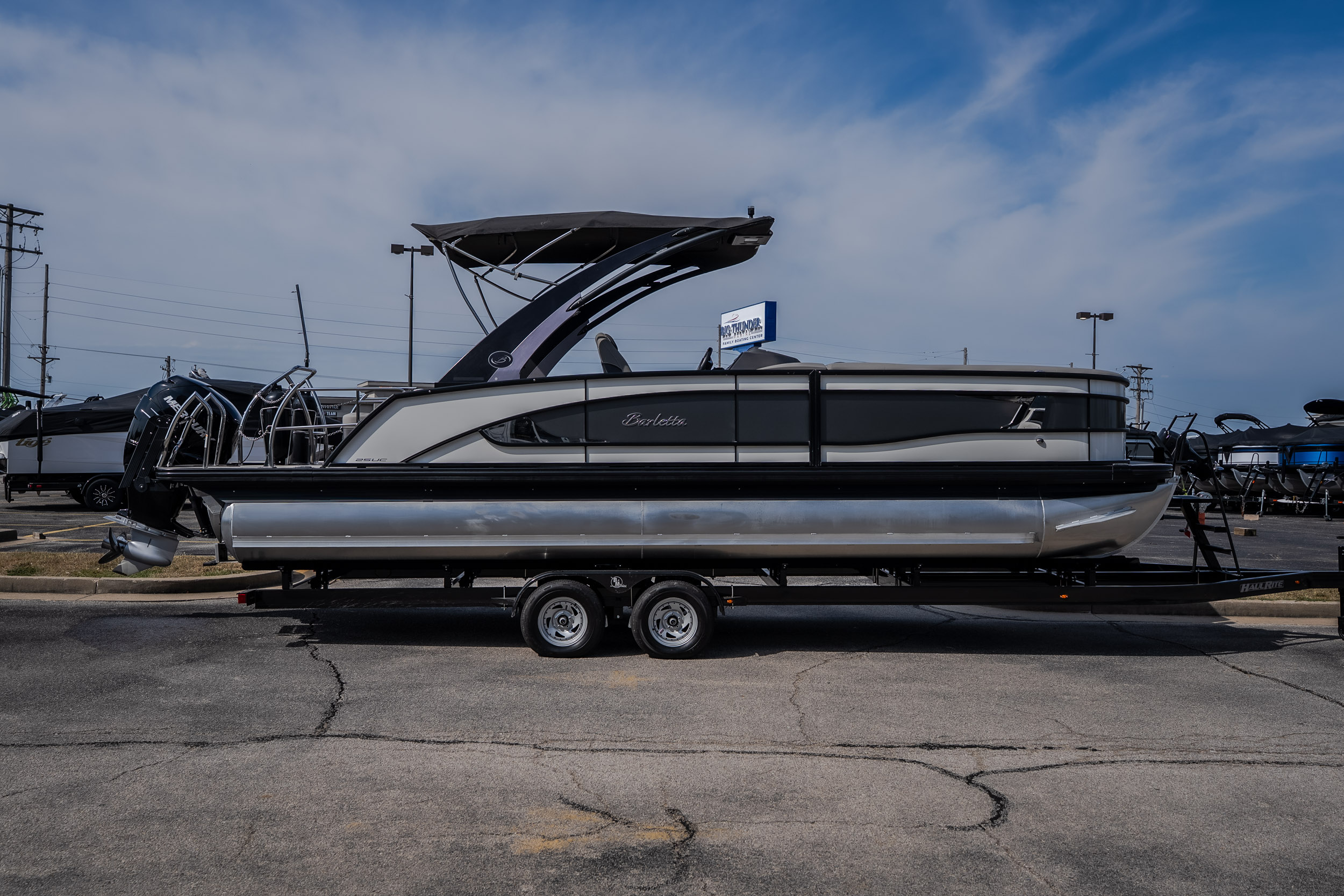 2023 Barletta Lusso 25UCA - Image 6