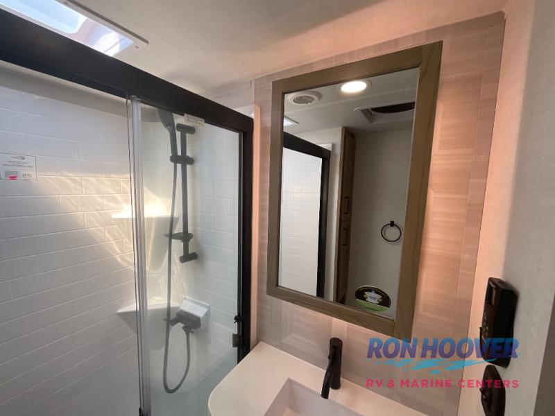 2026 FOREST RIVER 405SBH - Image 46