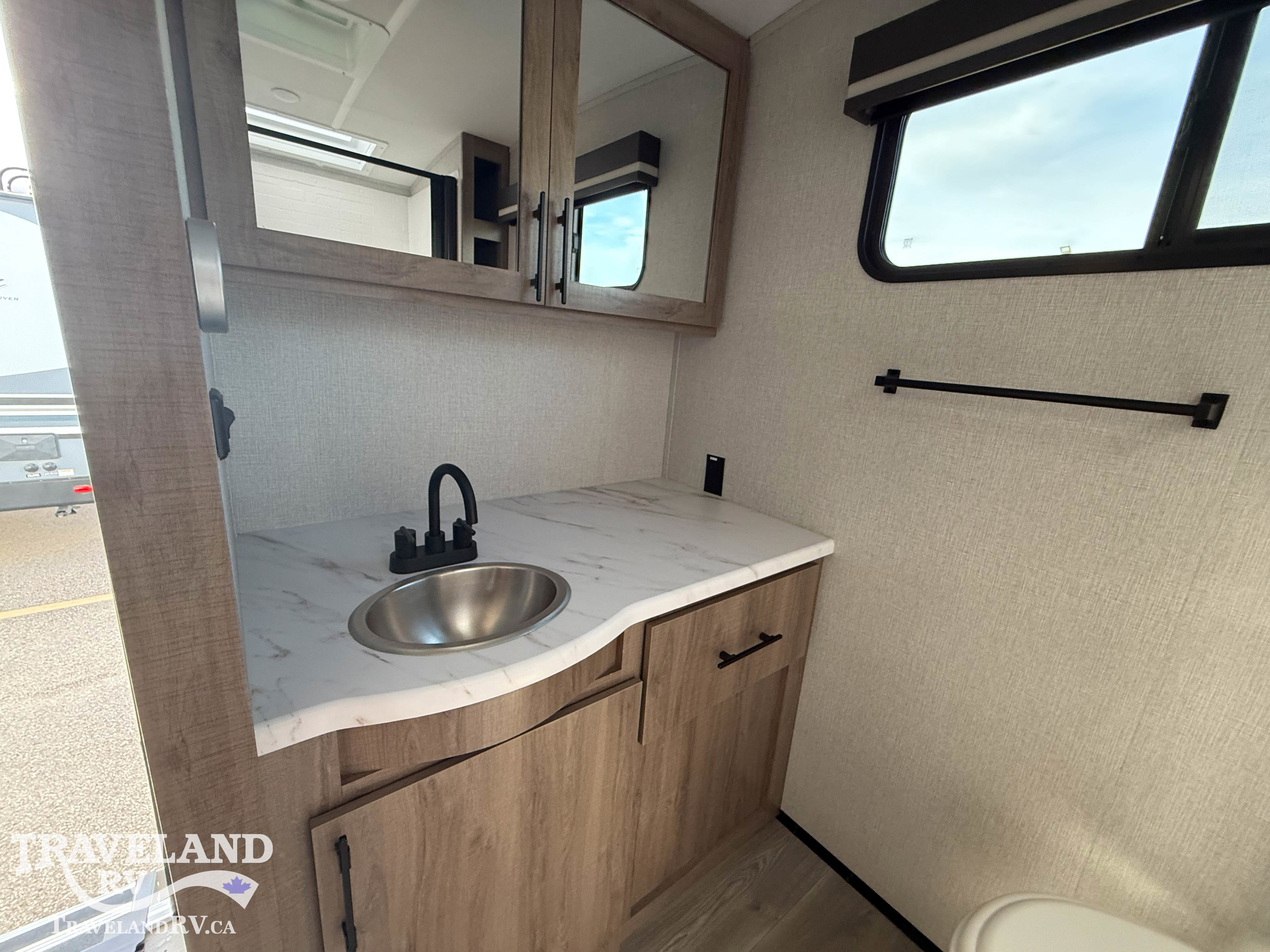 2024 Grand Design Imagine 2600RB - Image 17