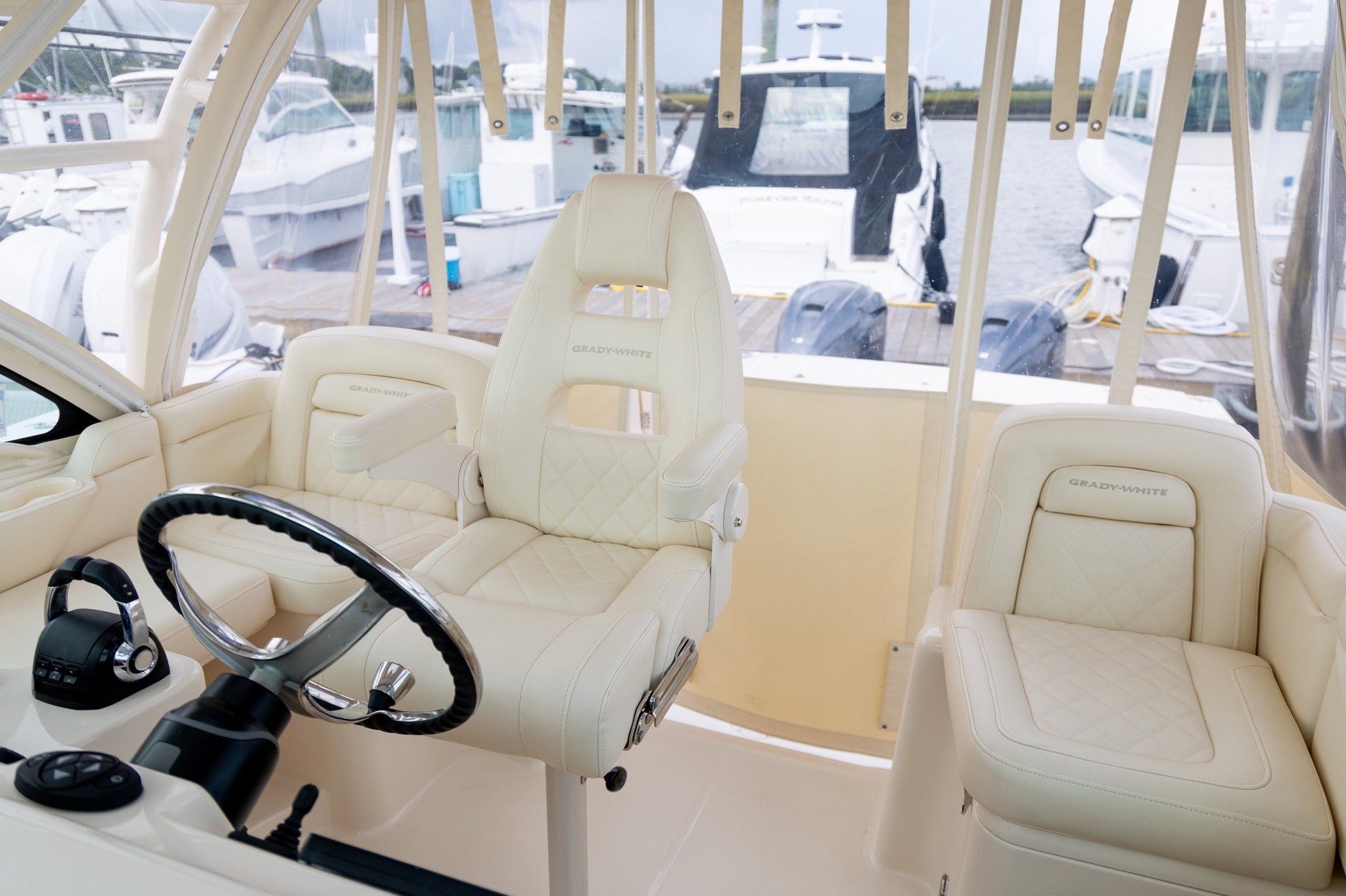 2020 Grady-White Express 330 - Image 20