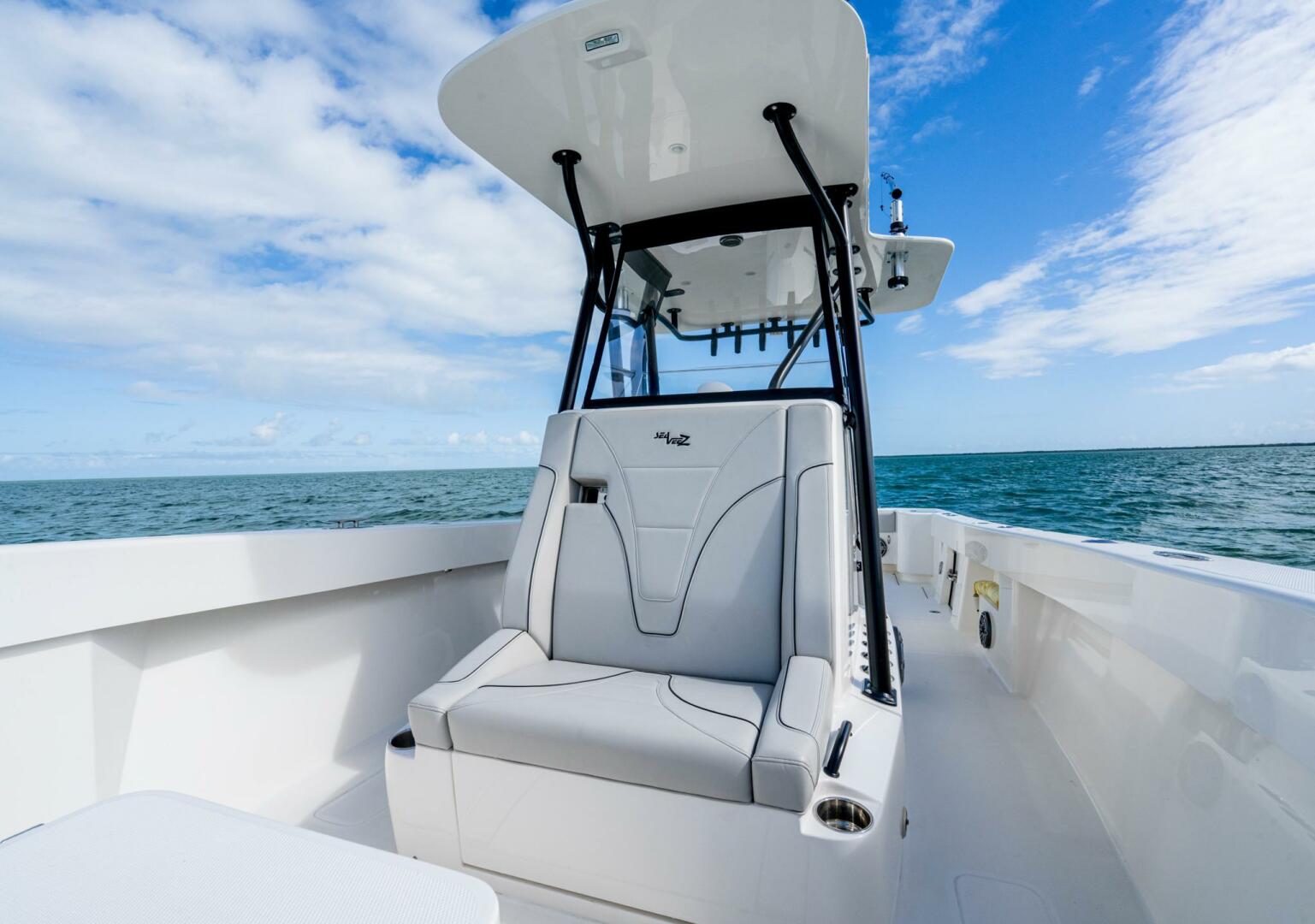 2024 SeaVee 322z - Image 26