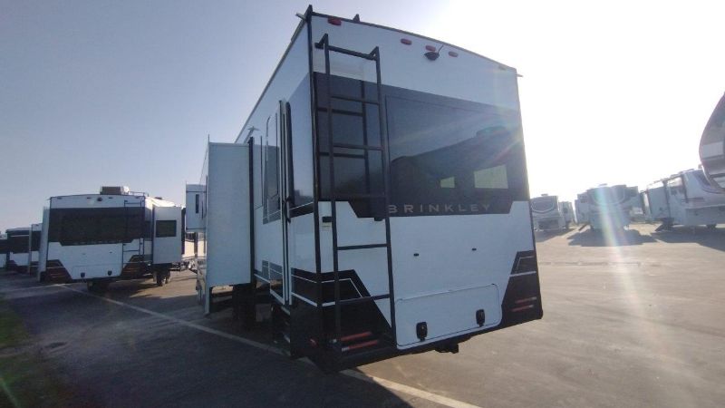 2026 Brinkley RV Model Z 3515 - Image 2