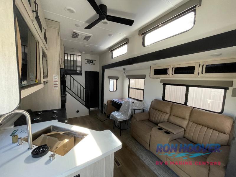 2026 PALOMINO 429LFT - Image 6