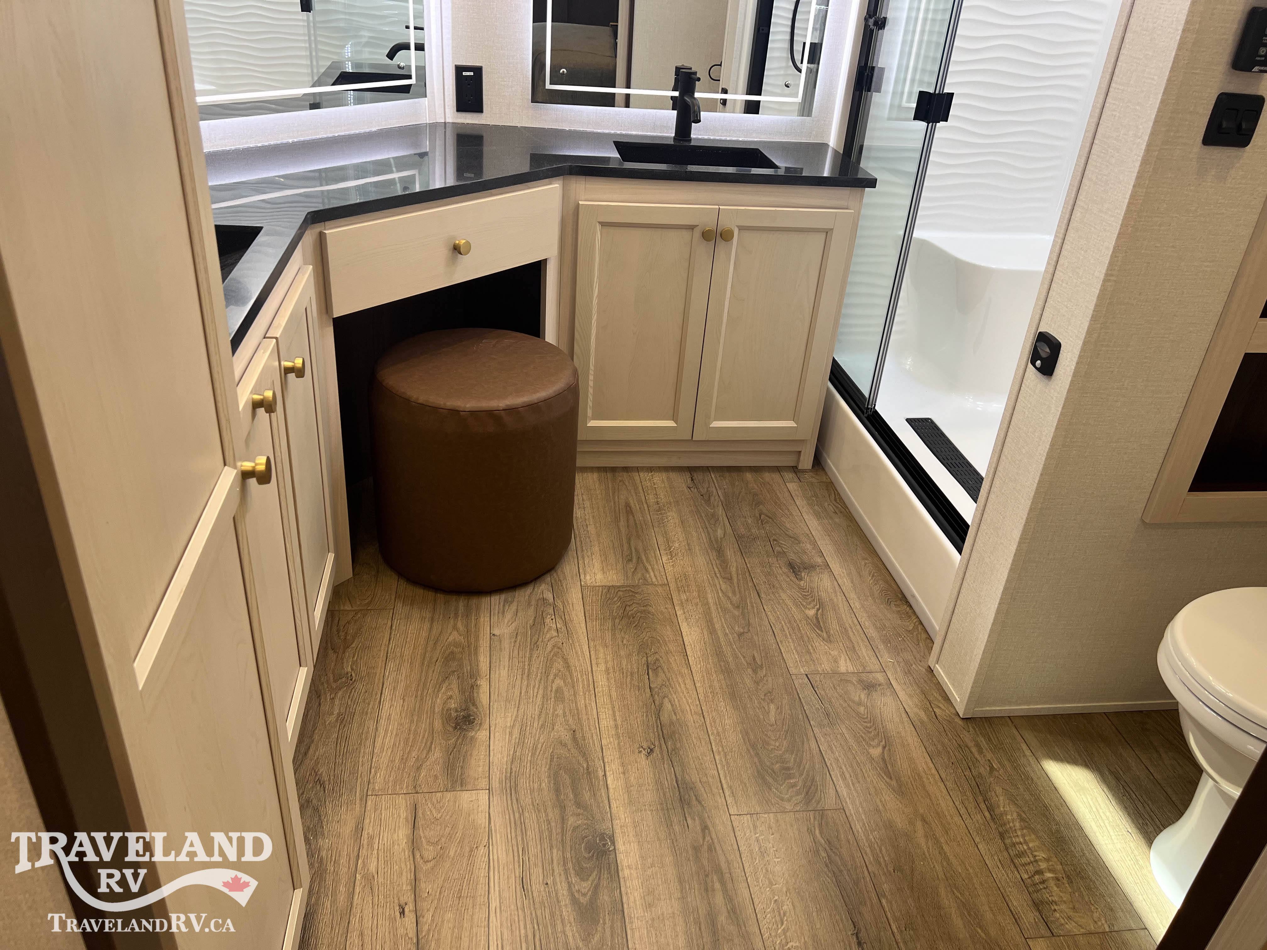 2027 Forest River Cedar Creek Cottage 40CMK - Image 31