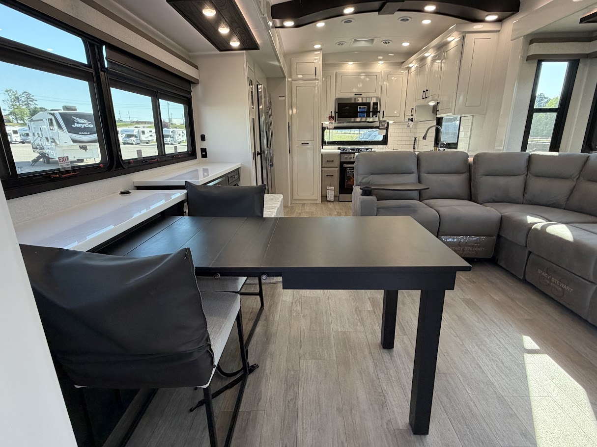 2026 JAYCO PINNACLE 38FBRK - Image 12