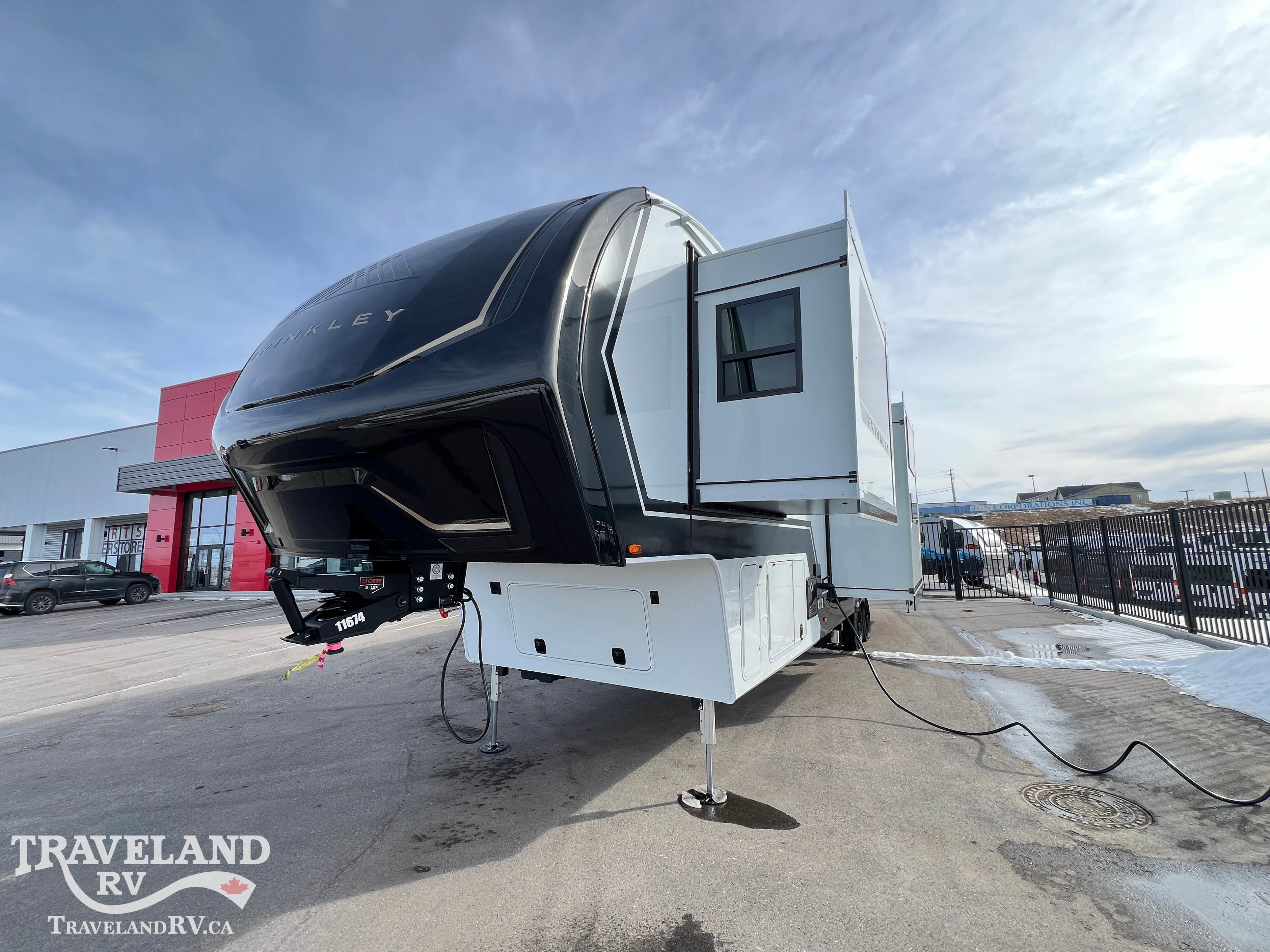 2026 Brinkley RV Model Z 3610 - Image 5