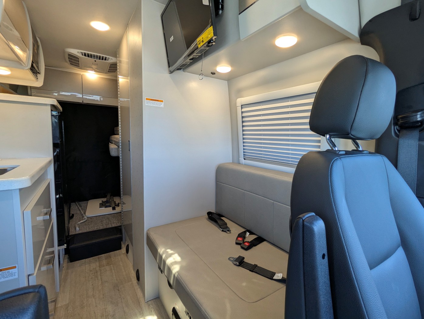2026 Thor Motor Coach Tranquility 19M - ATH EDITION - Image 14