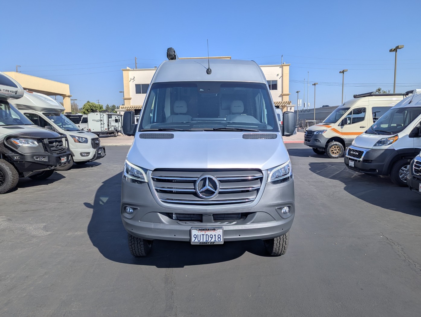 2025 Coachmen Galleria Li3 24A - Image 2