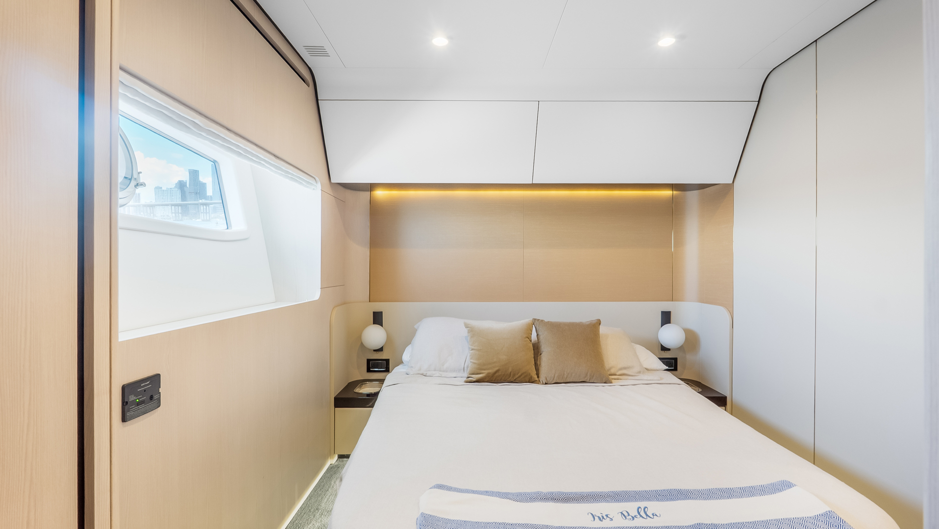 2025 Azimut 78 FLY - Image 32