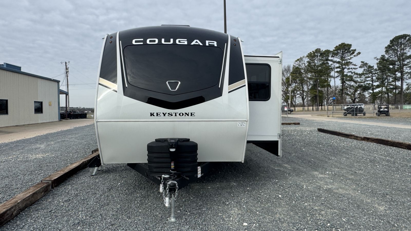 2026 Keystone Cougar Half-Ton 25FKD - Image 2