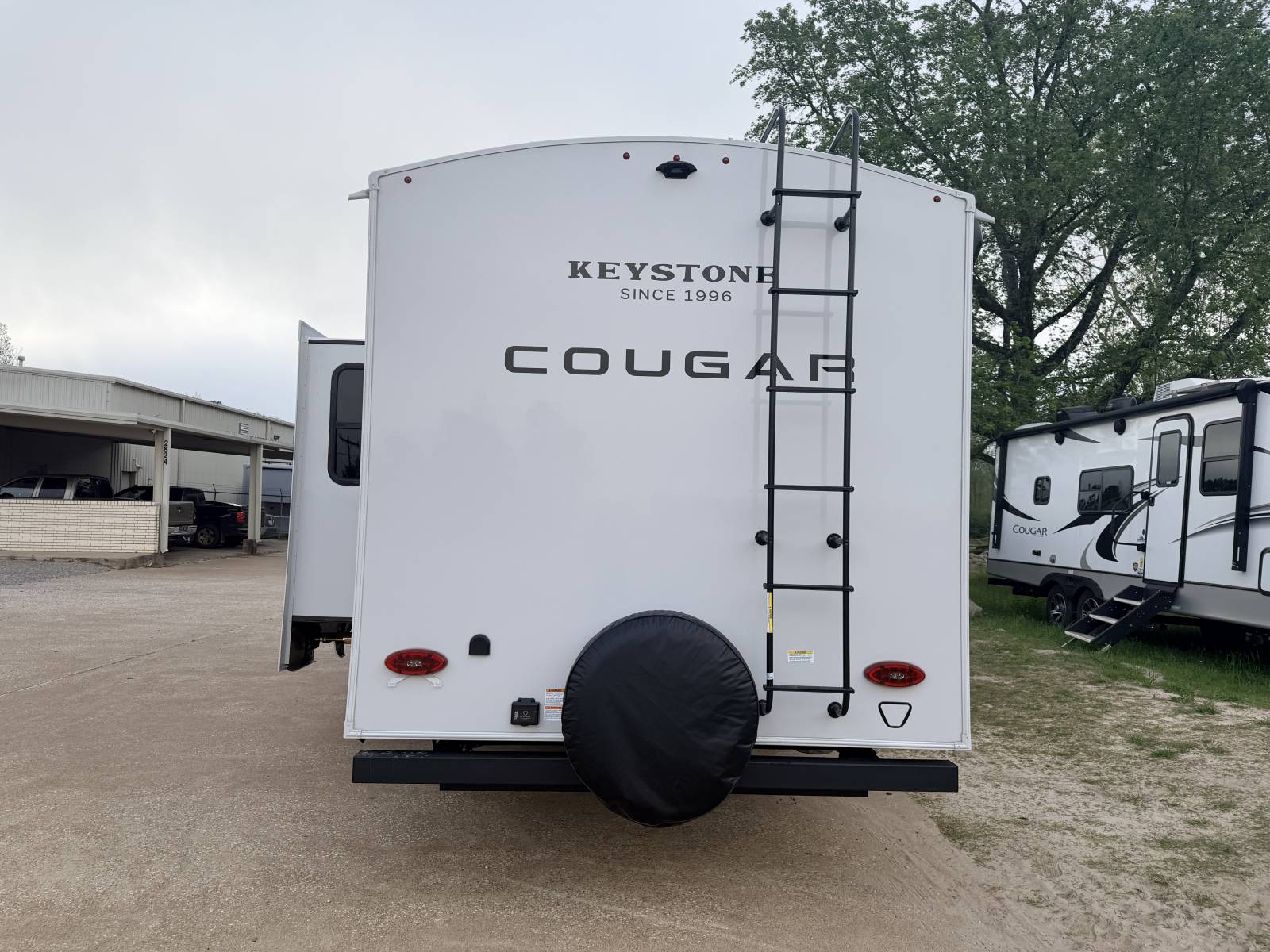 2026 Keystone Cougar Half-Ton 26LBW - Image 7