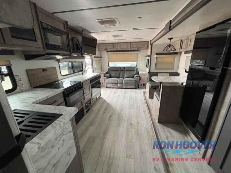 2023 FOREST RIVER 253RLS - Image 7