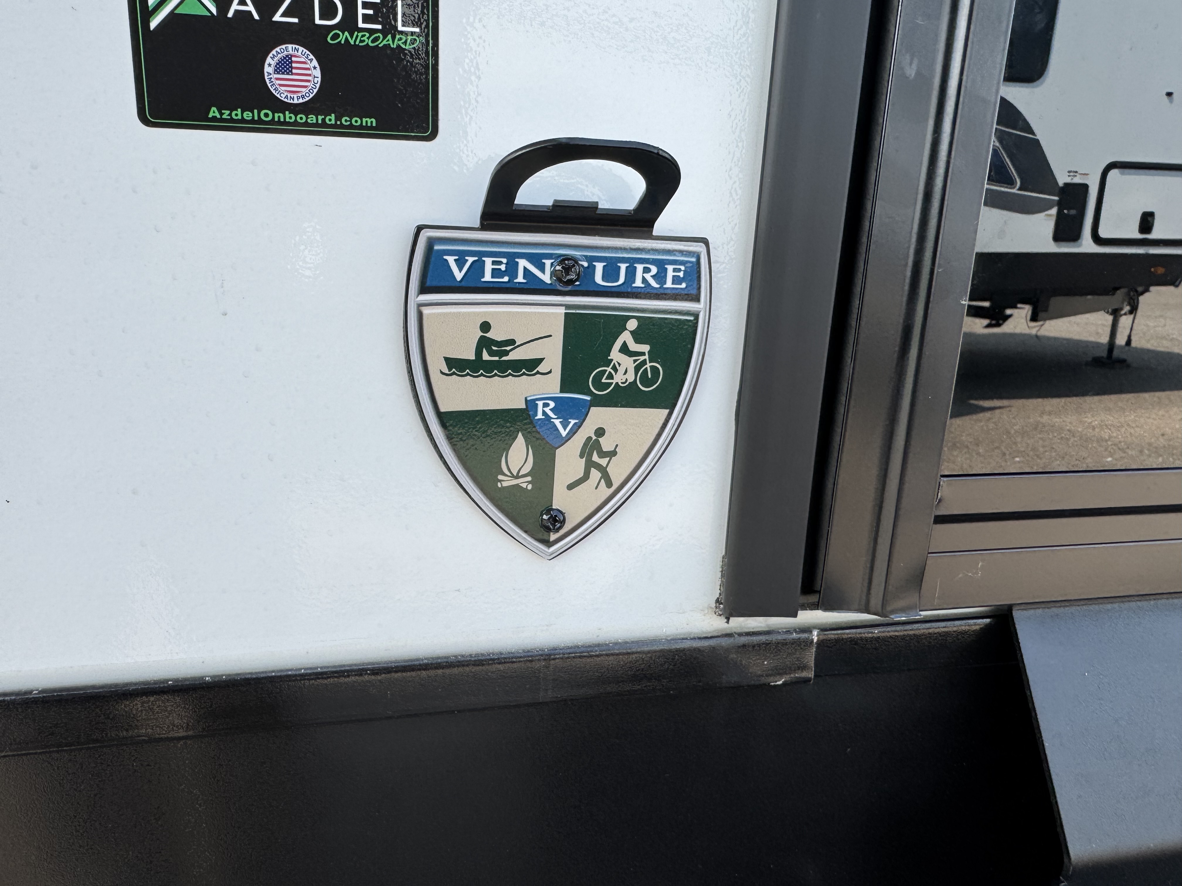 2027 VENTURE RV SPORTTREK 292VRB - Image 7