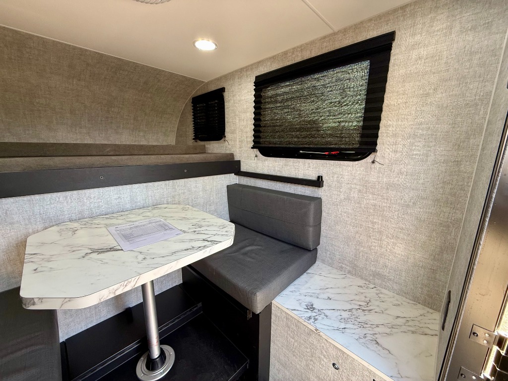 2026 Adlar Truck Topper 5 - Image 13