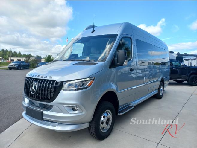 2026 Airstream Interstate 24GT - Image 10