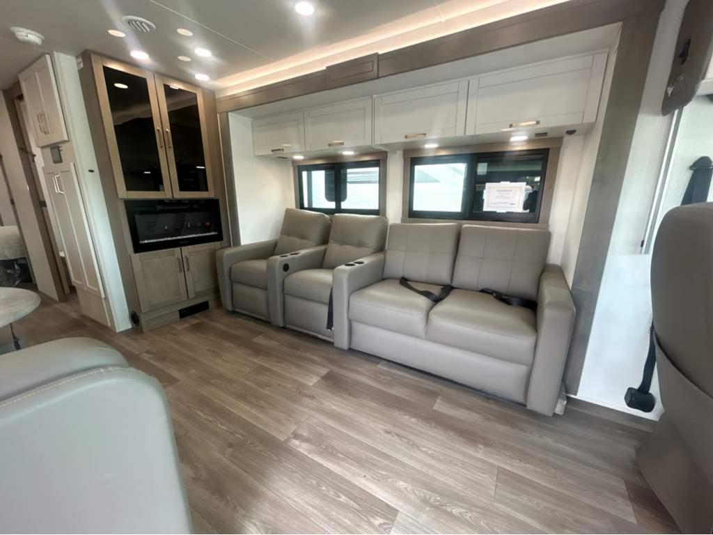 2027 ENTEGRA COACH VISION XL 36C - Image 12