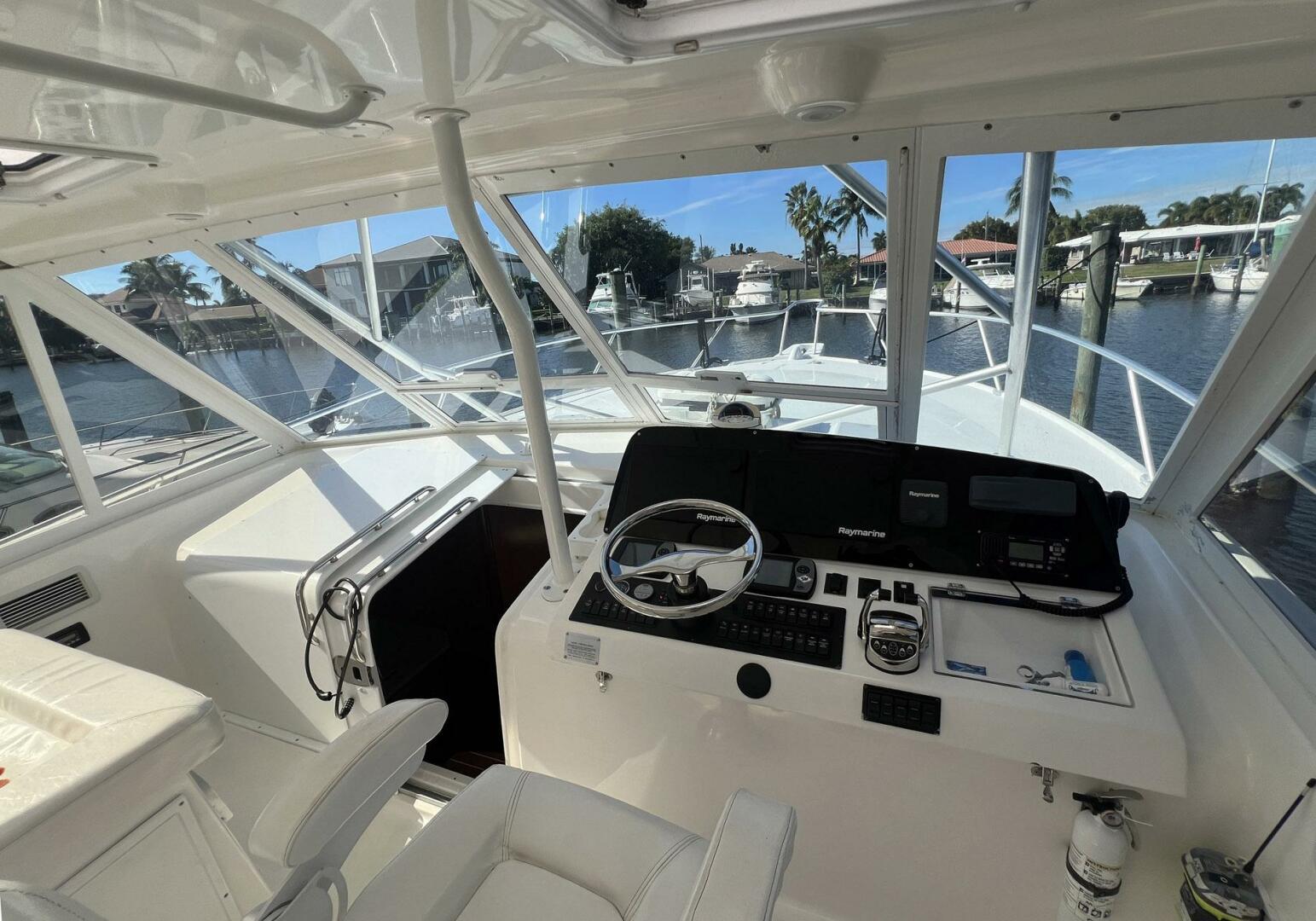 2007 Luhrs 41 Hardtop Express - Image 20