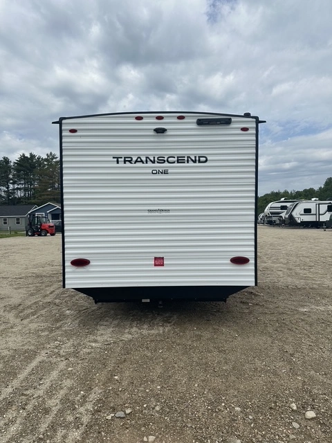 2026 Grand Design Transcend ONE 151RB - Image 4