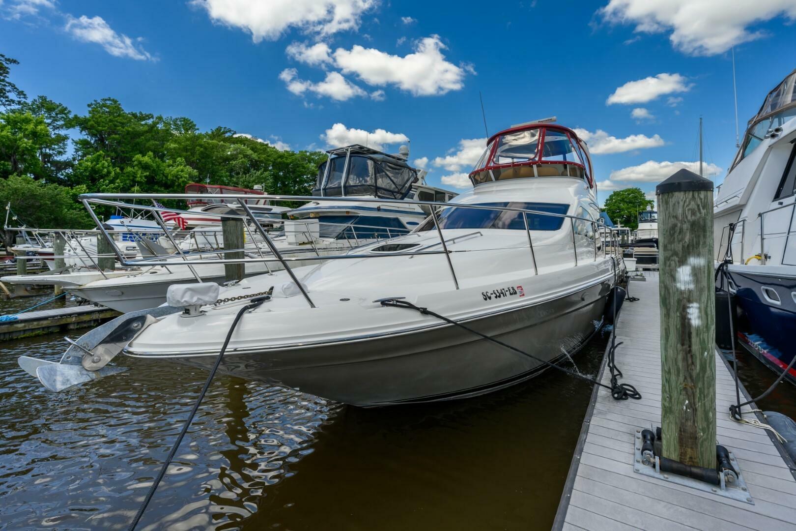 2005 Sea Ray 420 Sedan Bridge - Image 6