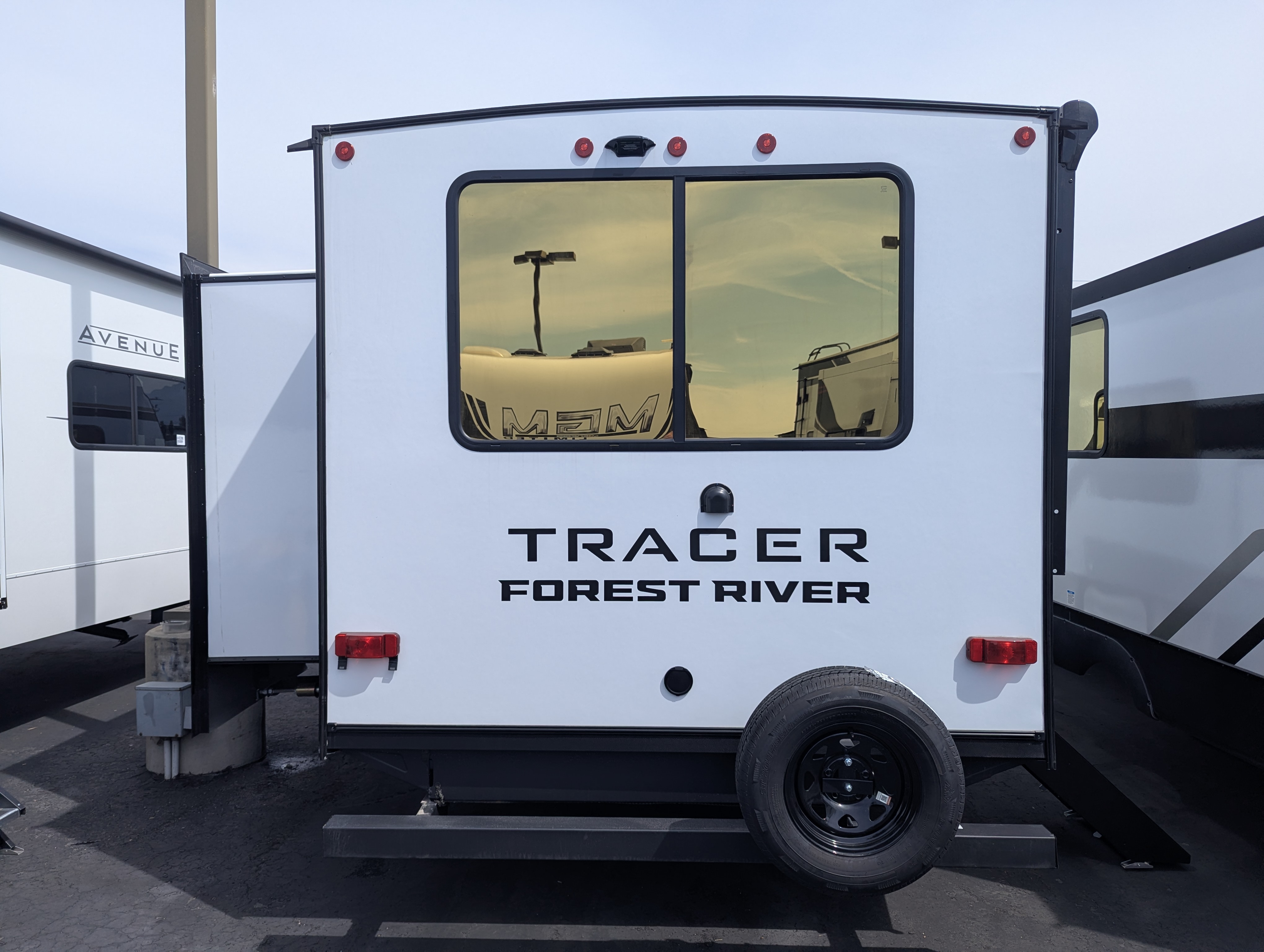 2026 Prime Time Tracer 235RK - Image 4