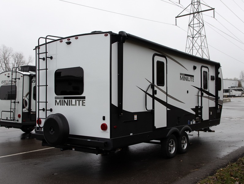 2025 Forest River Rockwood Mini Lite 2516S - Image 2