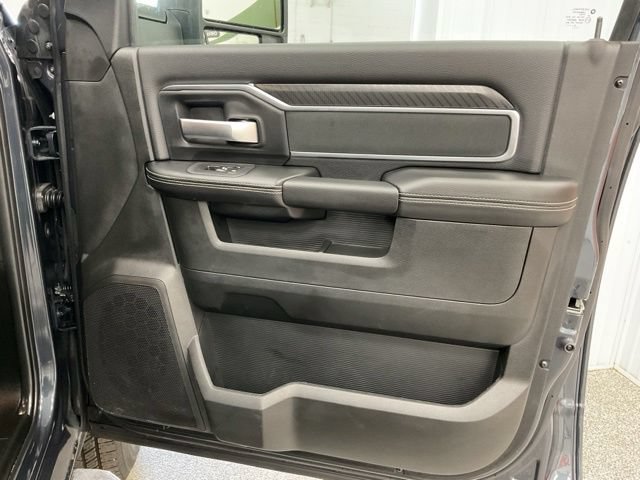 2026 Ram 2500 Big Horn 4x4 Crew Cab 6'4" Box - Image 37