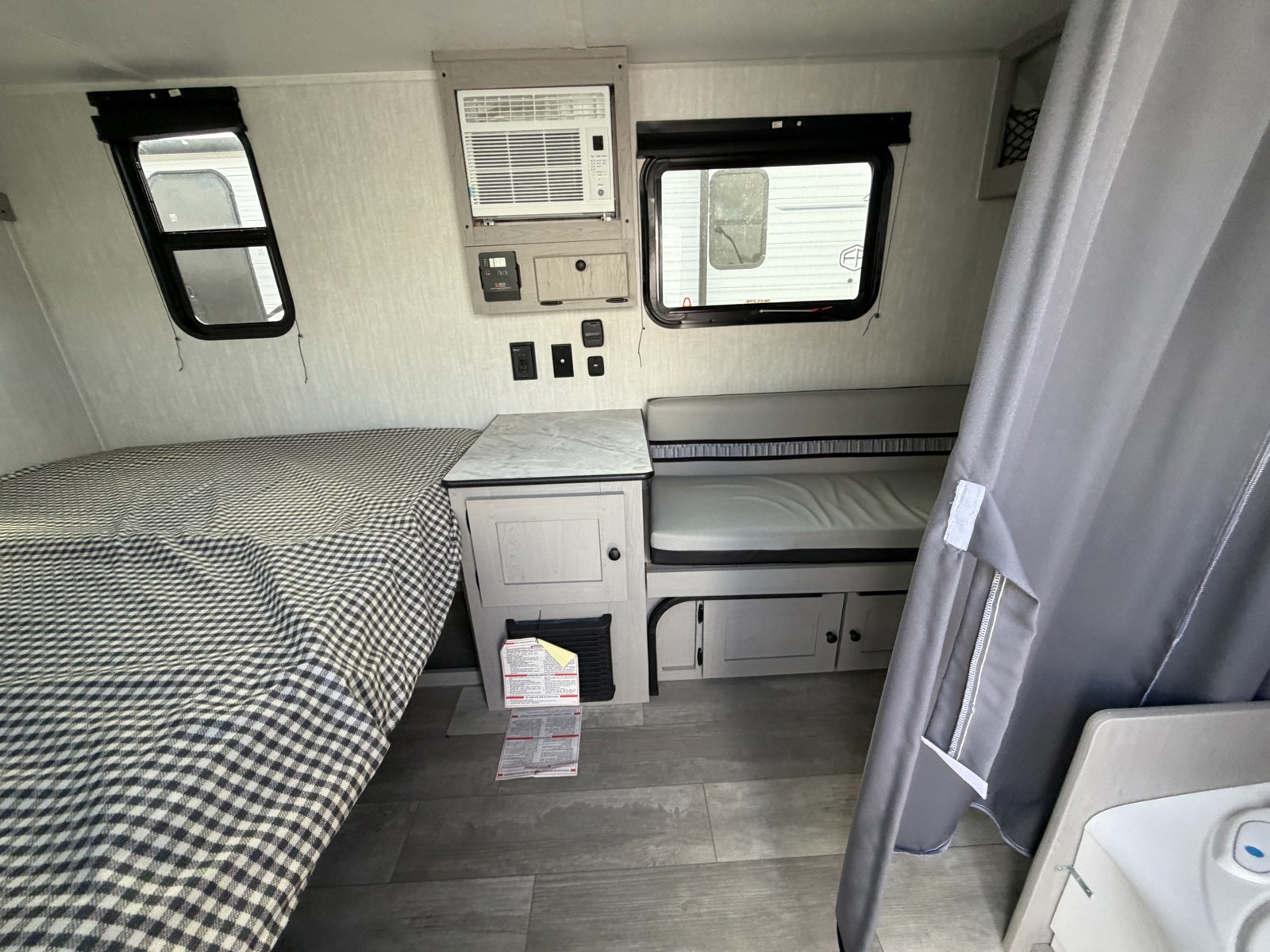 2025 COACHMEN VIKING 12000ROK - Image 18