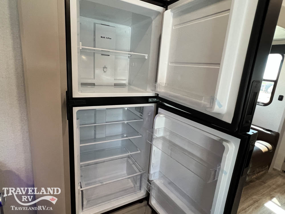 2027 HEARTLAND SUNDANCE XLT 24ML - Image 17