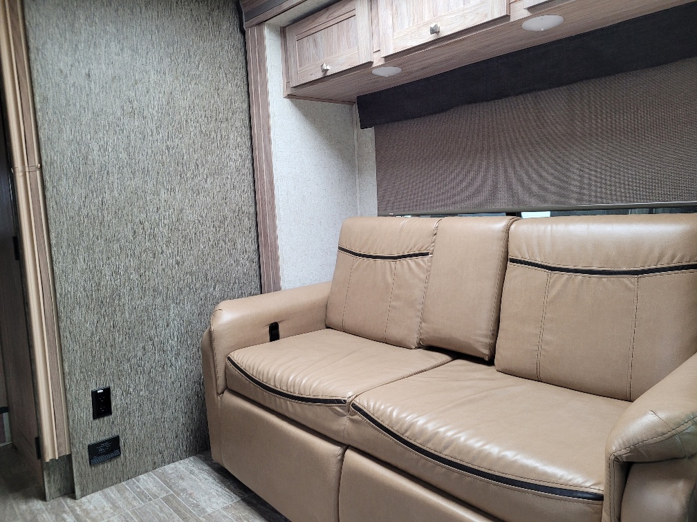 2018 Forest River Forester 2401R MBS - Image 27