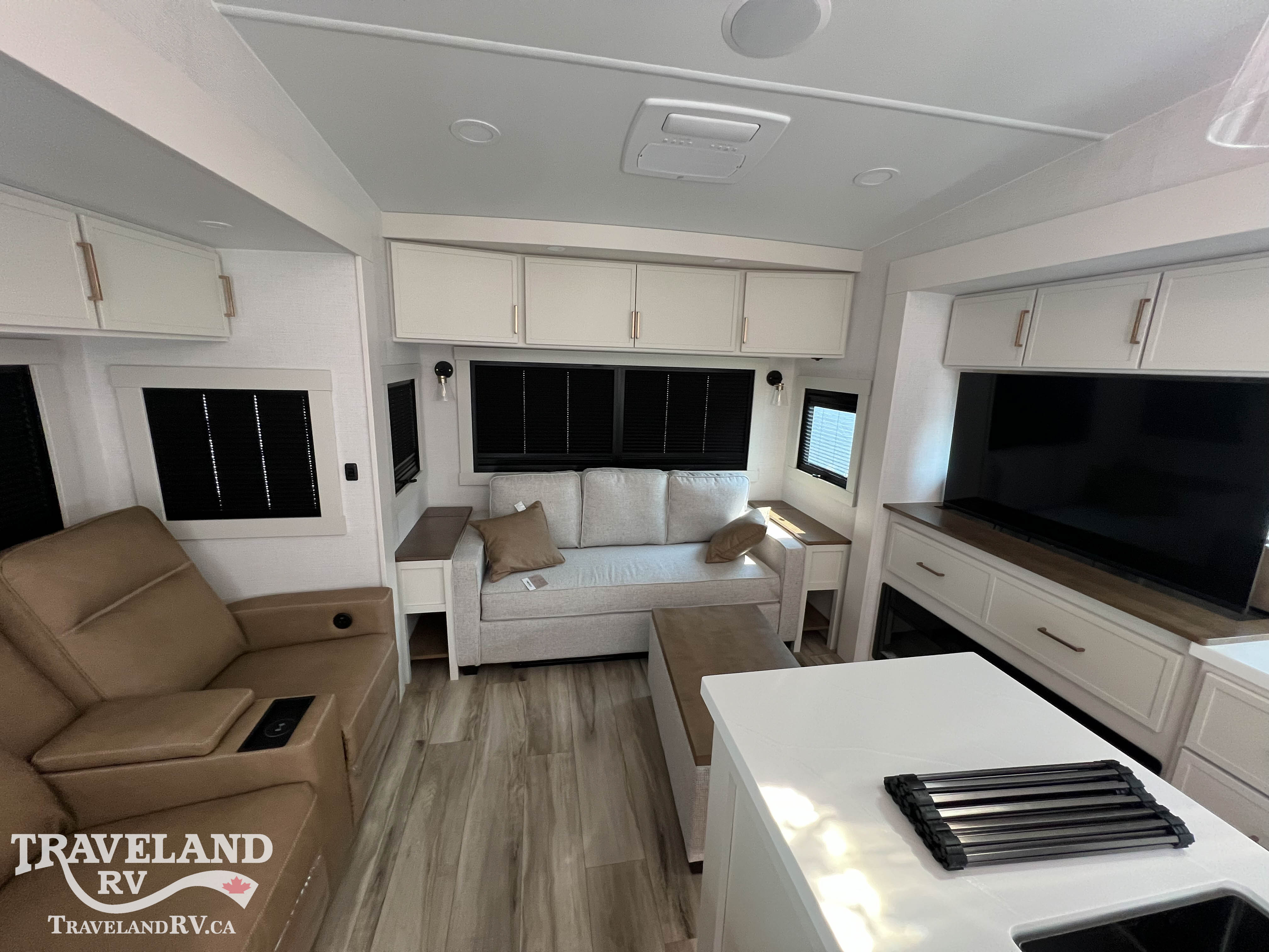 2027 Brinkley RV Model Z 2900 - Image 14