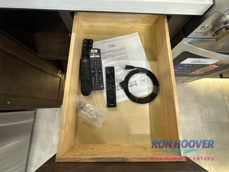 2026 FOREST RIVER 43BFC - Image 27