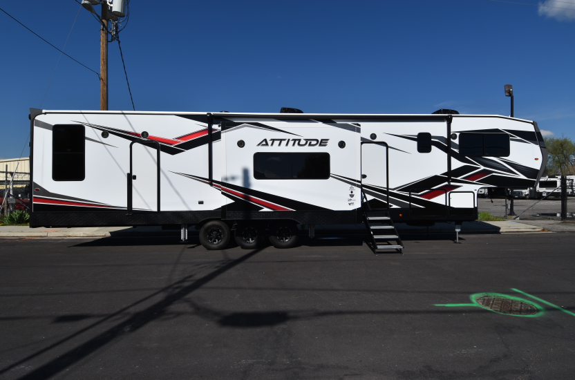 2025 Eclipse Attitude Wide Lite 5th Wheel 39A15G - Image 7
