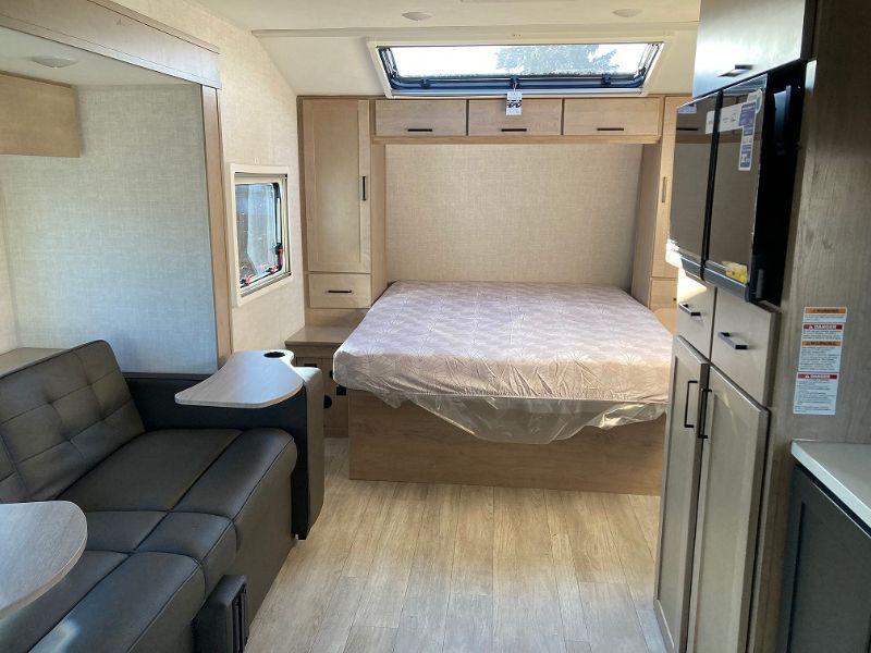 2026 Ember RV Overland Series 201FBQ - Image 20