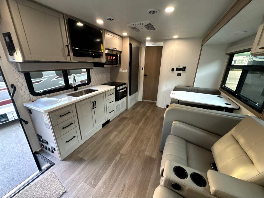 2027 ENTEGRA COACH ODYSSEY 29V - Image 13