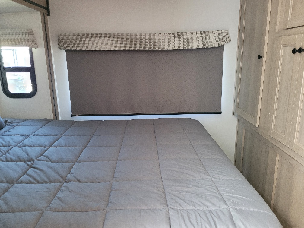 2026 Forest River Sunseeker 3010DS - Image 16