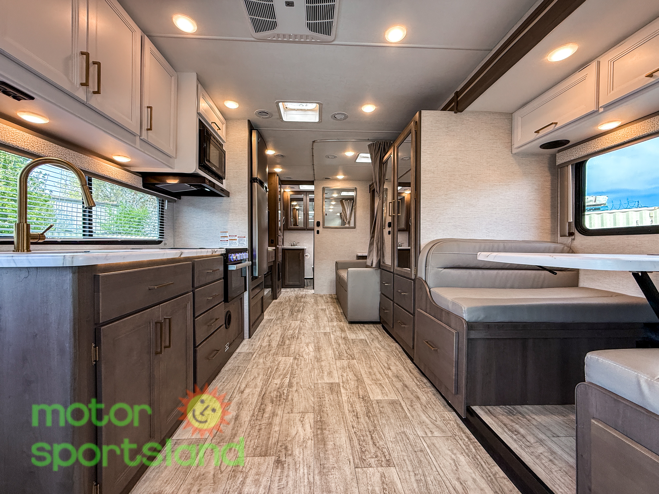 2025 Thor Motor Coach Chateau 27P - Image 43