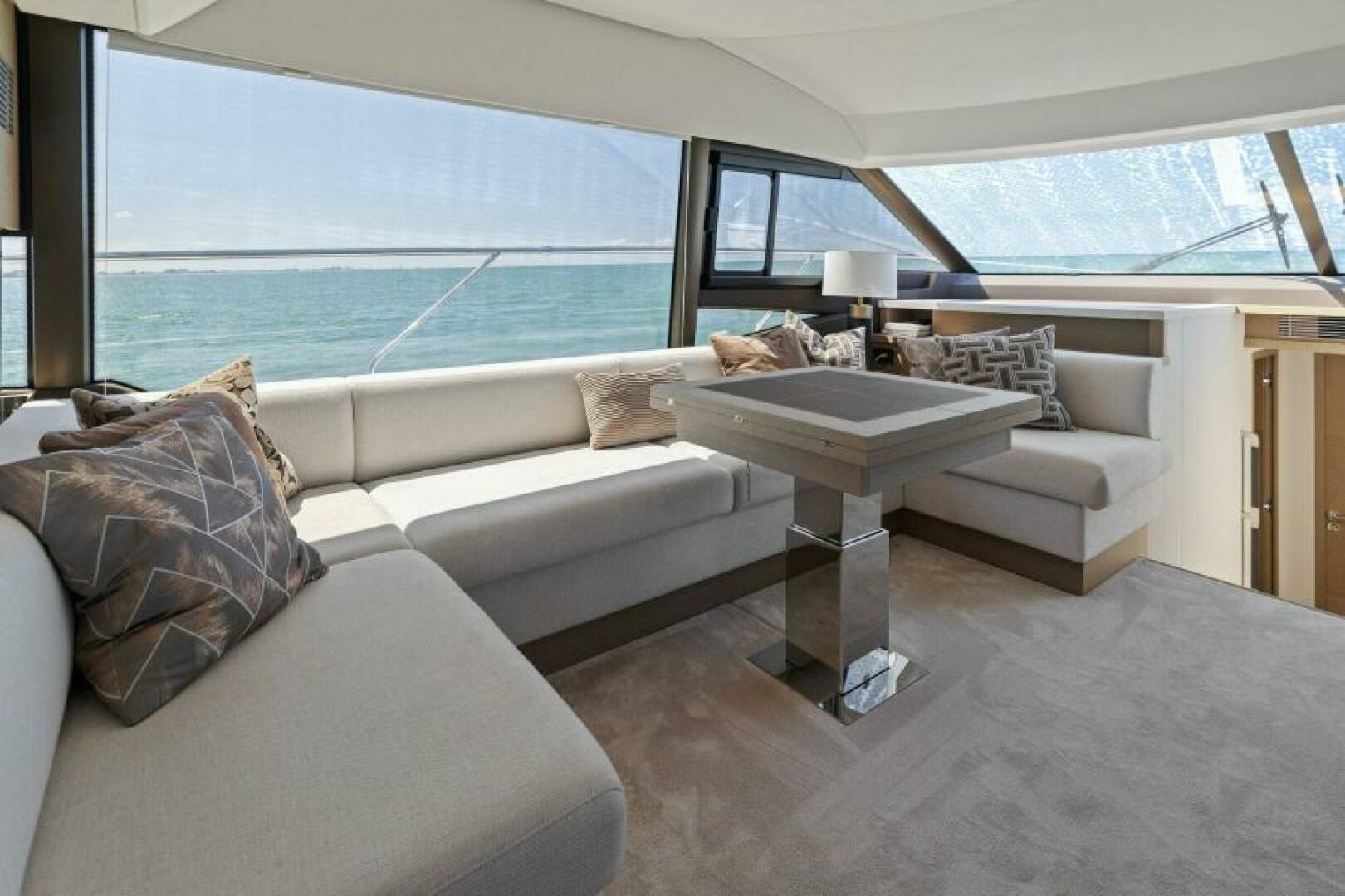 2022 Prestige 590 Flybridge - Image 15
