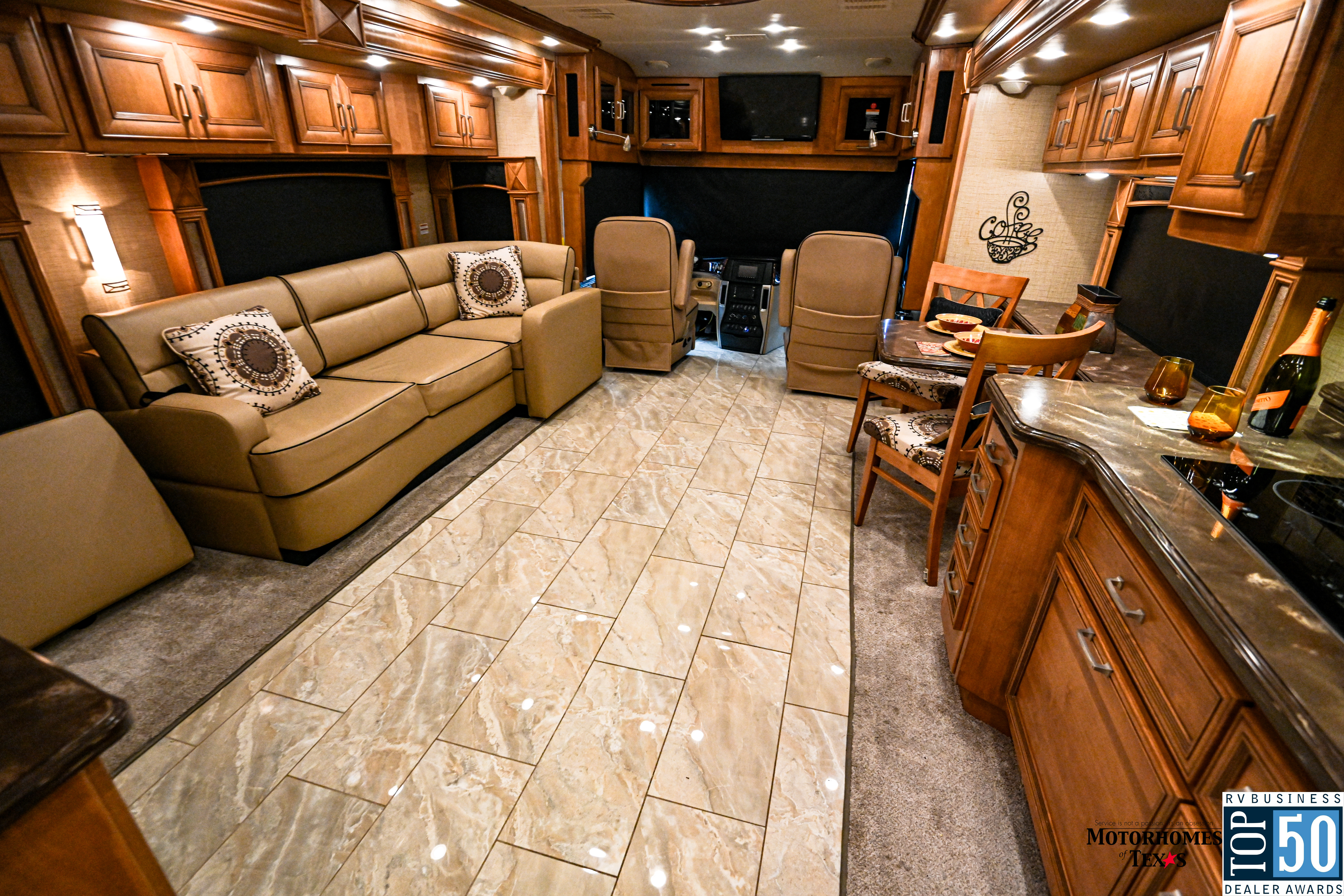2015 American Revolution M39A - interior 1
