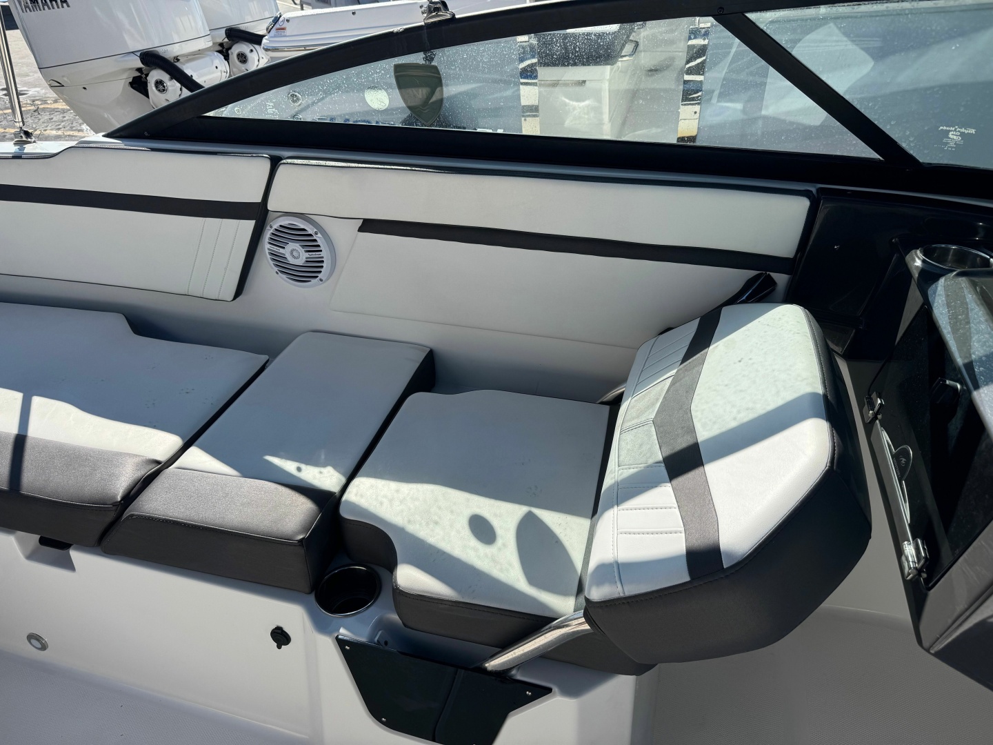 2020 Monterey M-205 - Image 21