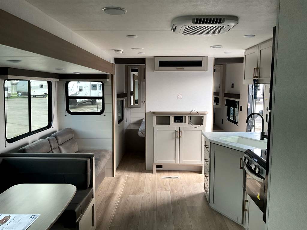 2027 JAYCO Jay Flight 321BDS - Image 10