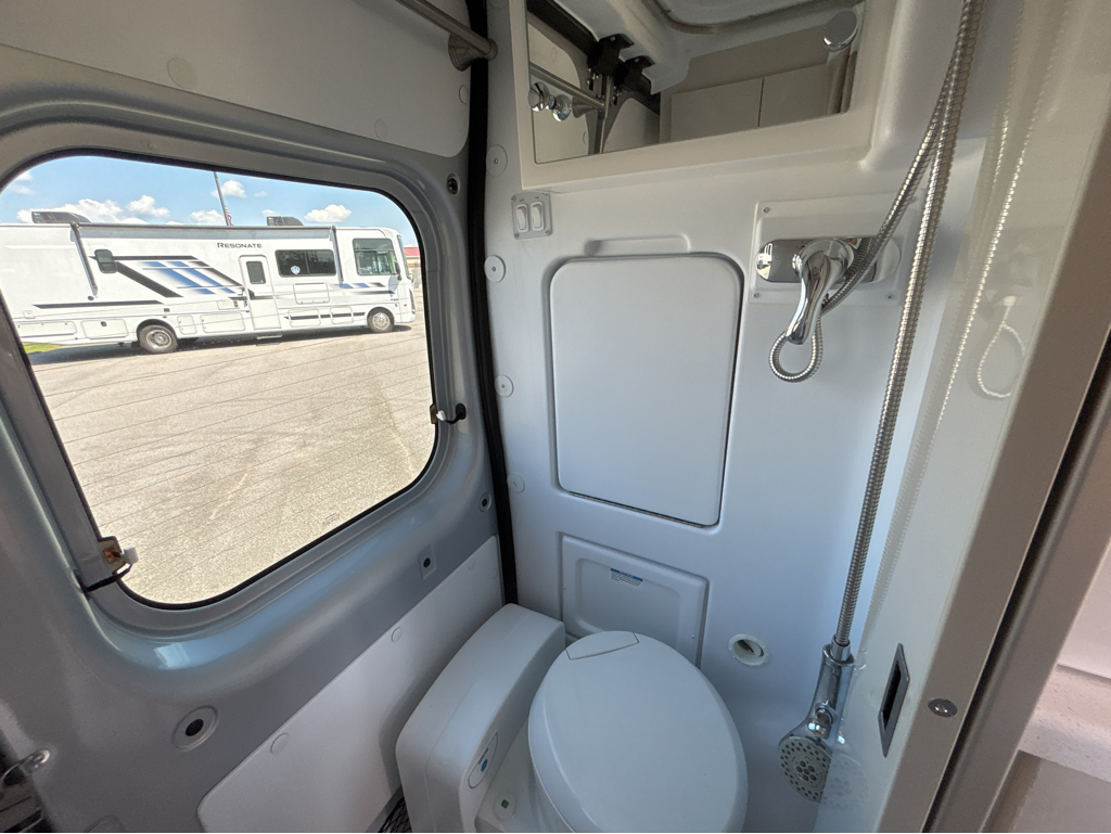 2026 THOR MOTOR COACH SCOPE 18M - Image 14