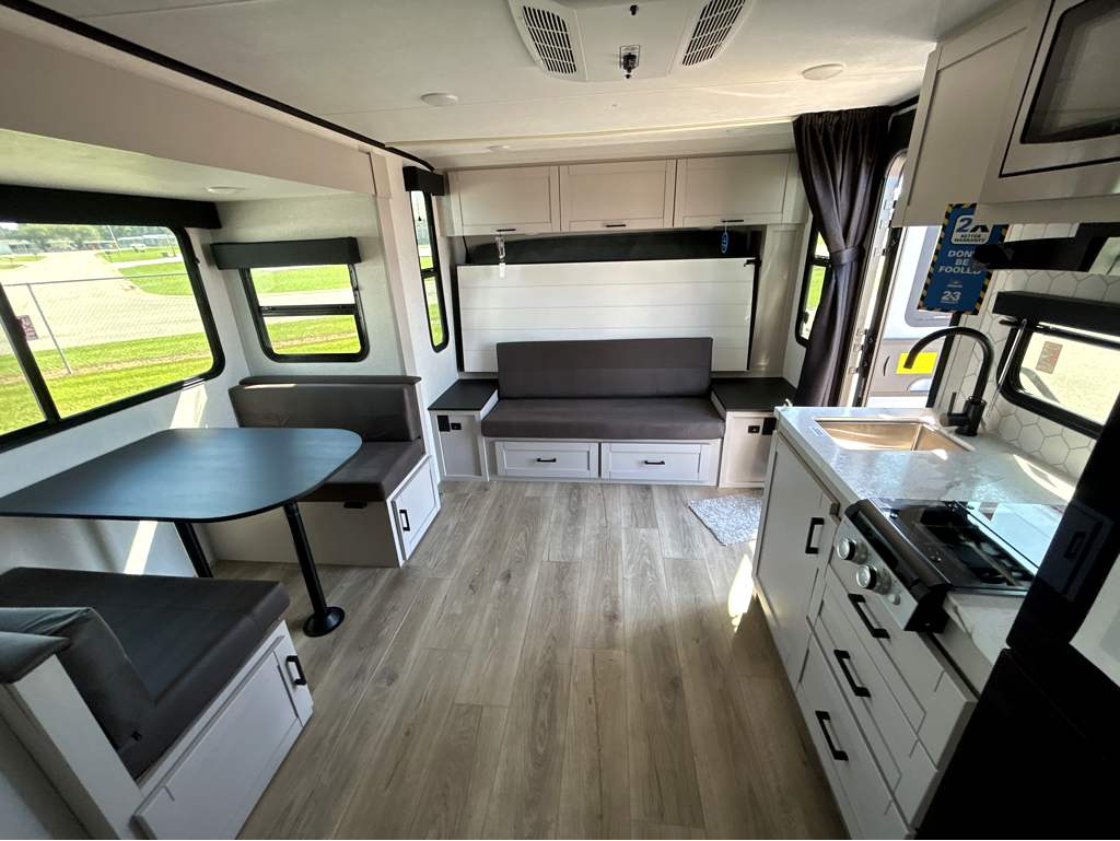 2026 JAYCO JAY FEATHER AIR 19MBS - Image 17