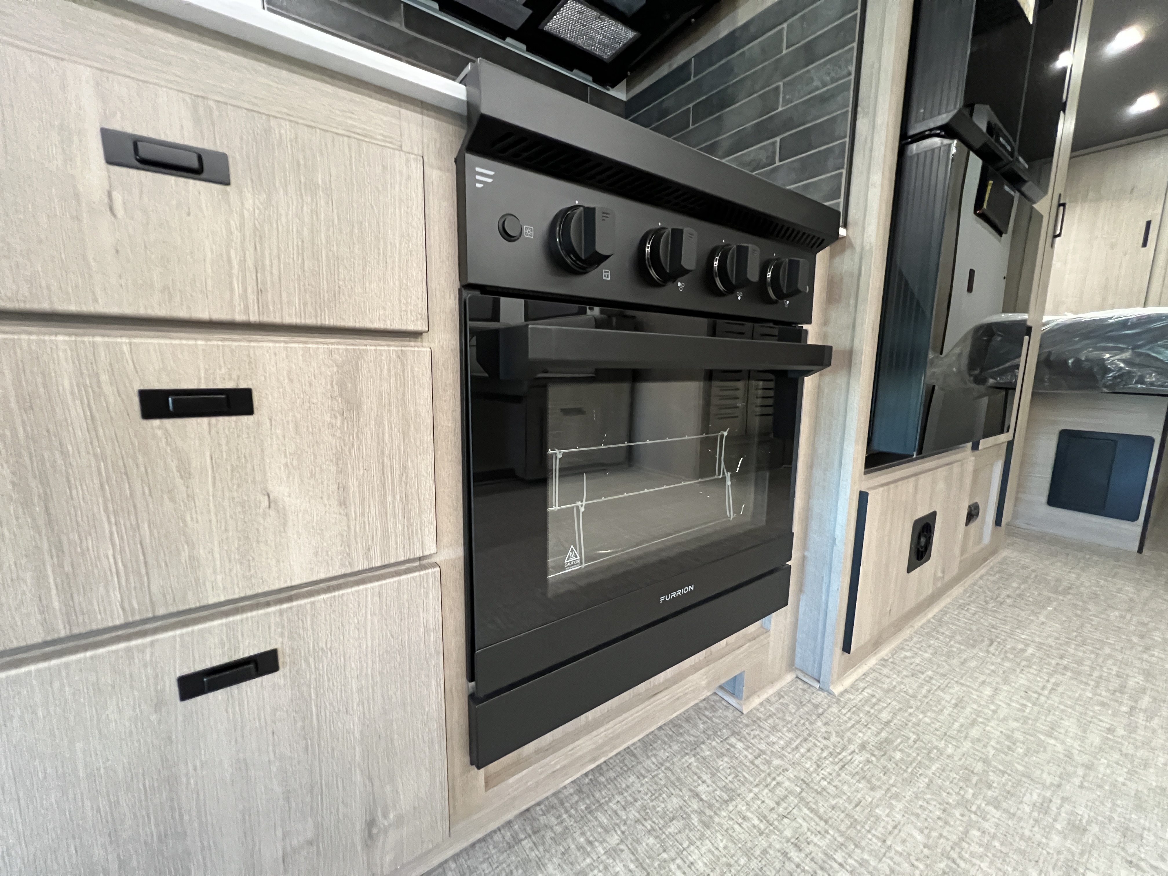 2027 Grand Design Lineage Series F 31ZW - Image 26