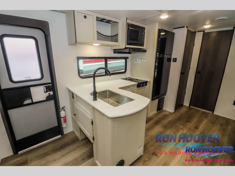 2025 COACHMEN 24RB - Image 11