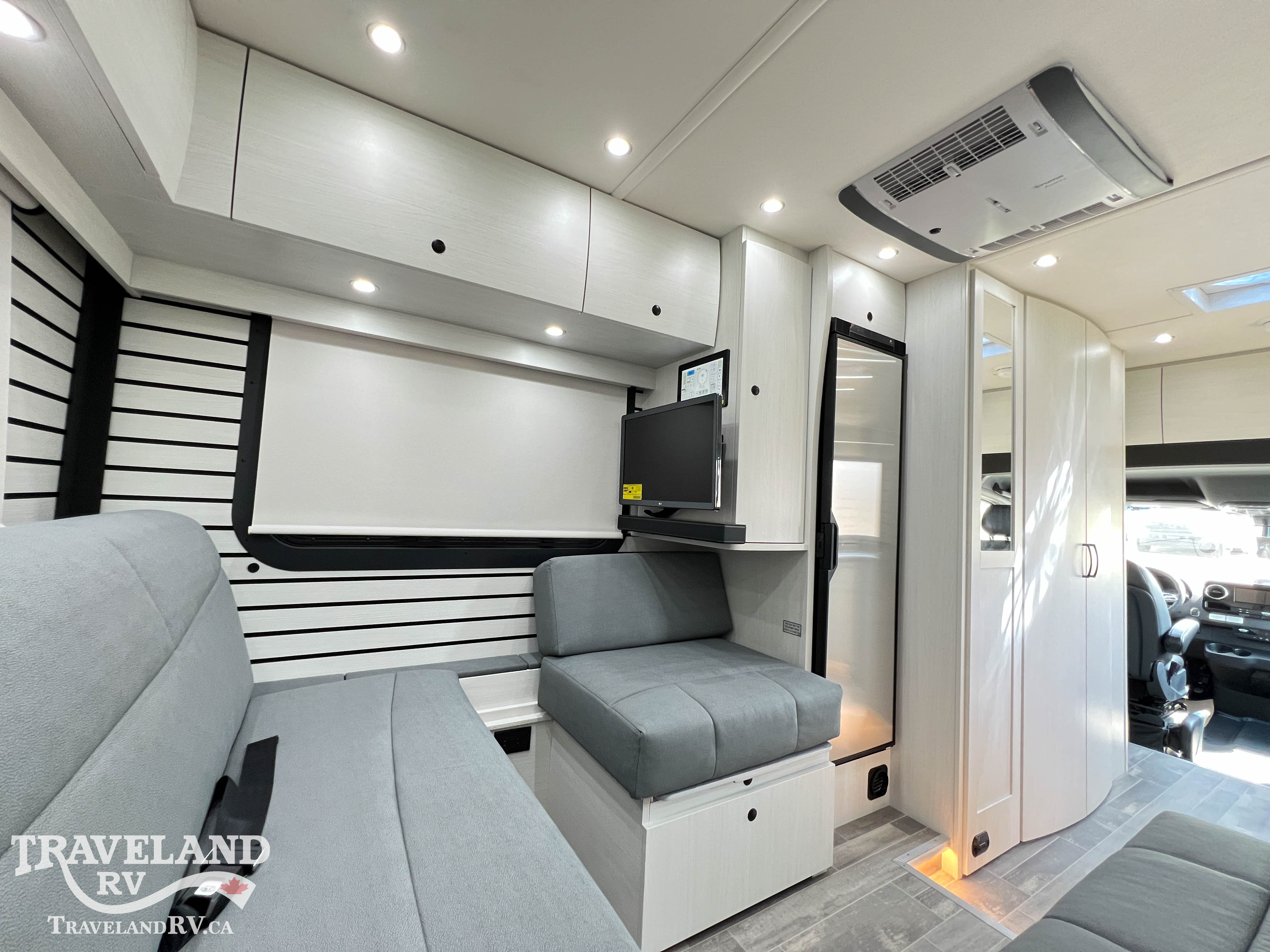 2026 PLEASURE-WAY PLATEAU XL-TS - Image 24