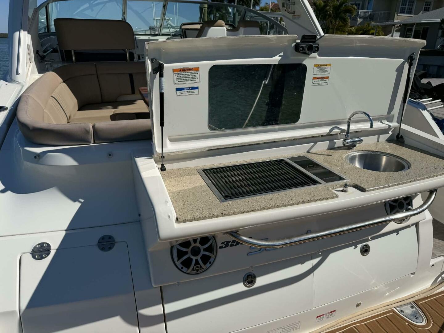 2016 Sea Ray 350 Sundancer - Image 37